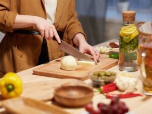 EcoLuxe Products, Sustainable, Sustainability, Chanelle Dupre, bamboo cutting board