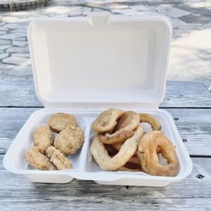 clamshell container compostable 2 compartment